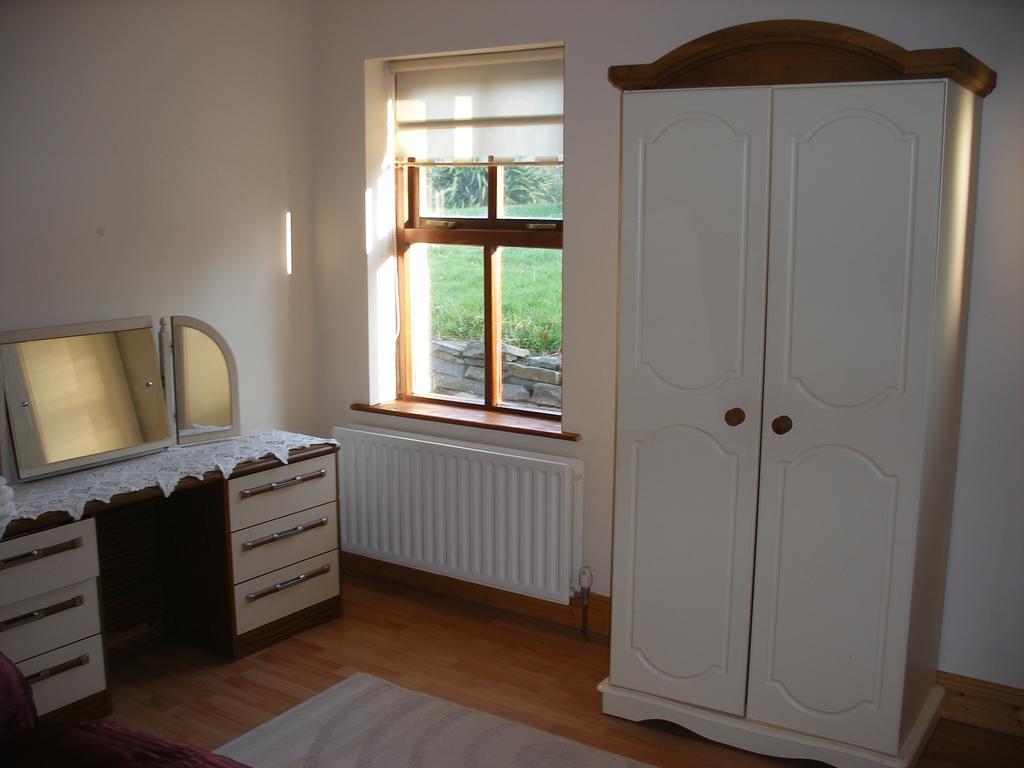 Mountshannon Cottage Extérieur photo
